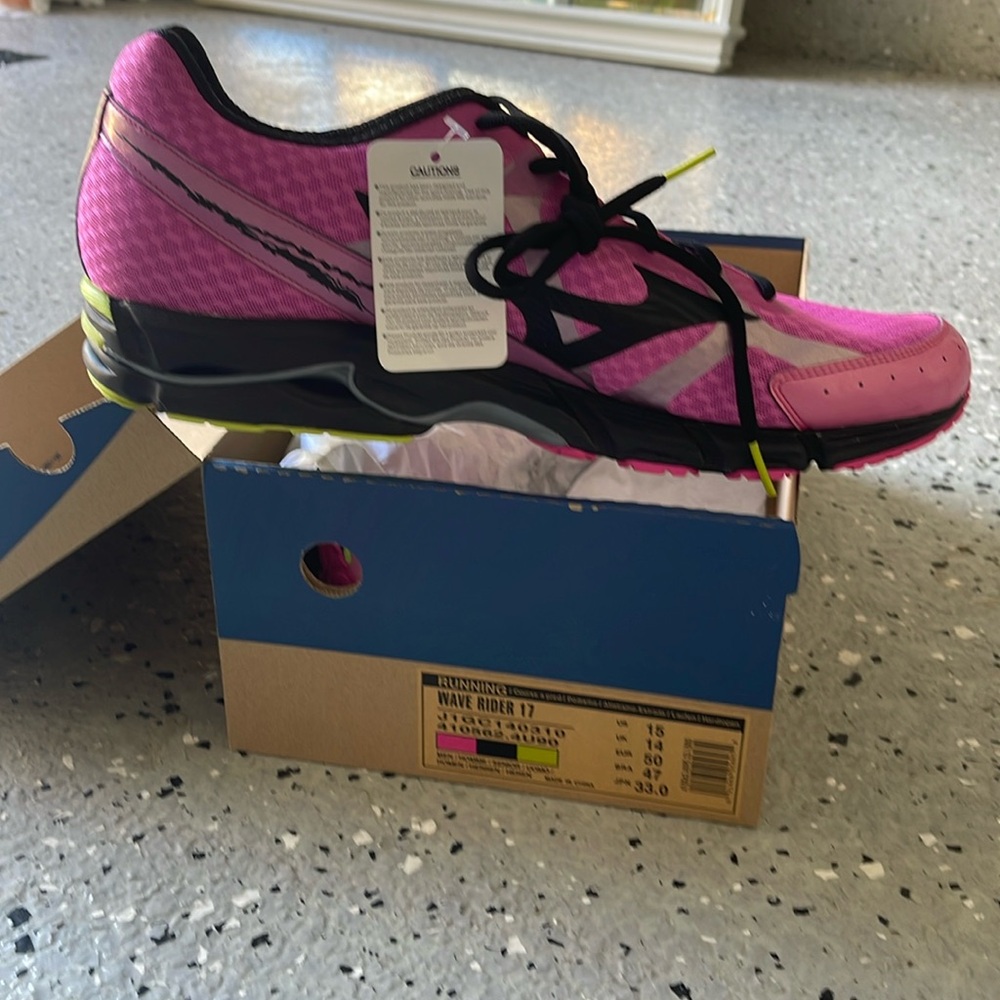 Running shoes